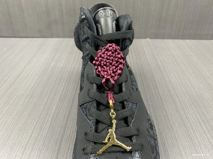 (W) 6 Retro Triple Jordan DB9818-001 SD Black 0803